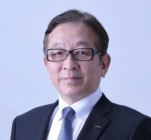 岩坪 浩 氏