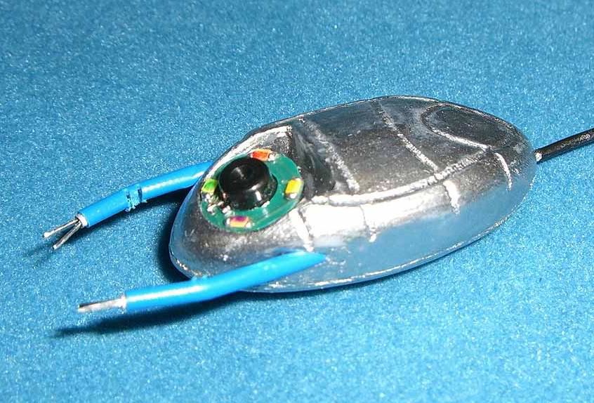 生活支援メカトロニクス研究室の水中ロボット